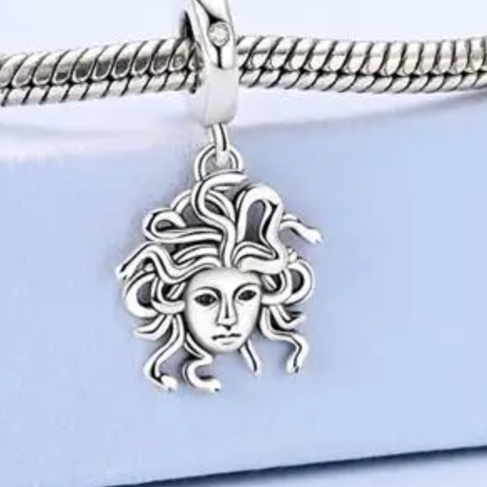 Silver Medusa Charm - Picture 3 of 3